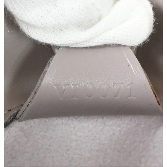 Louis Vuitton (Pristine/LNWOT) Noctambule Epi Leather Lilac Purple France VI0071 - Picture 10 of 13